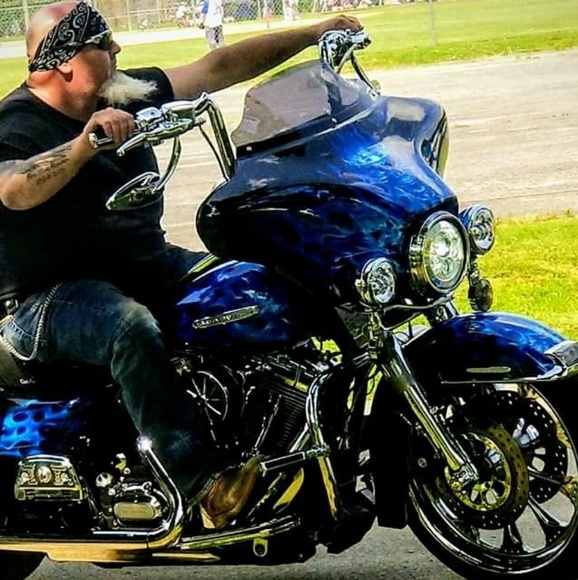 Meet your Posher, Tommy - Picture 1 of 1